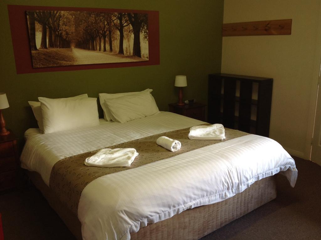 Coach House Inn Bright Zewnętrze zdjęcie