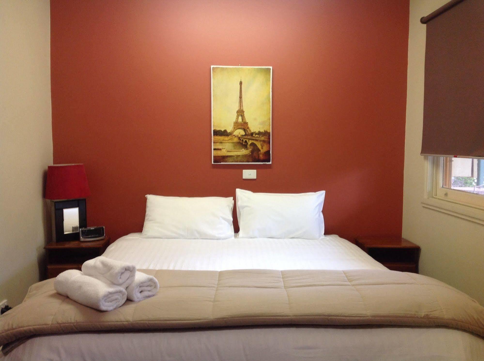 Coach House Inn Bright Zewnętrze zdjęcie
